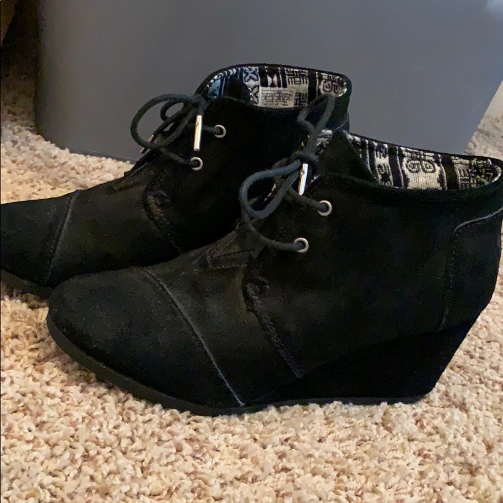 Toms wedges side 8M
